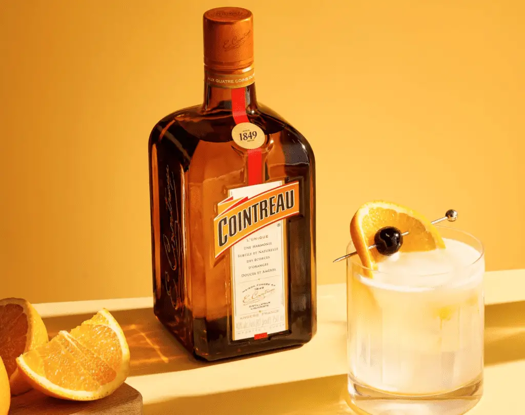 What Does Cointreau Taste Like? The Complete Guide! – ItsFoodtastic