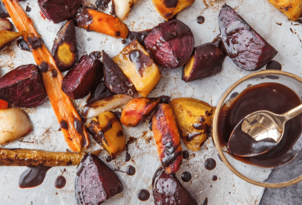 What Does Hoisin Sauce Taste Like? What Does Hoisin Sauce Go With