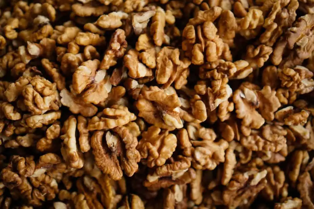 why-are-walnuts-bitter-itsfoodtastic